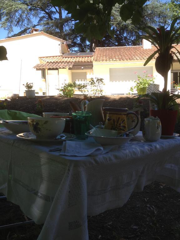 לינה וארוחת בוקר Lodève L'Ecrin D'Osely מראה חיצוני תמונה
