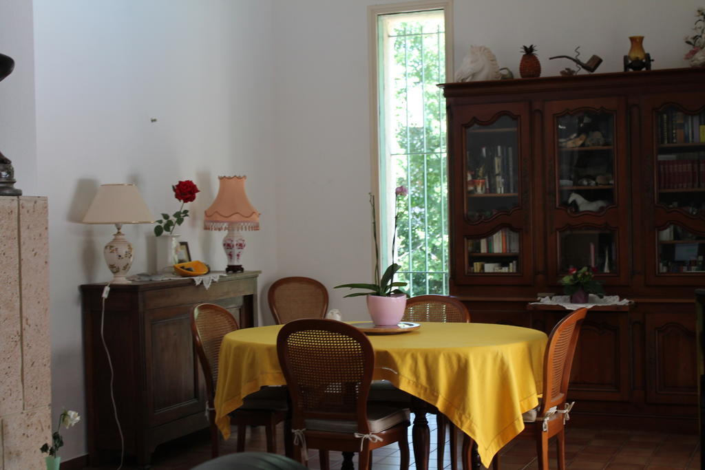 לינה וארוחת בוקר Lodève L'Ecrin D'Osely מראה חיצוני תמונה